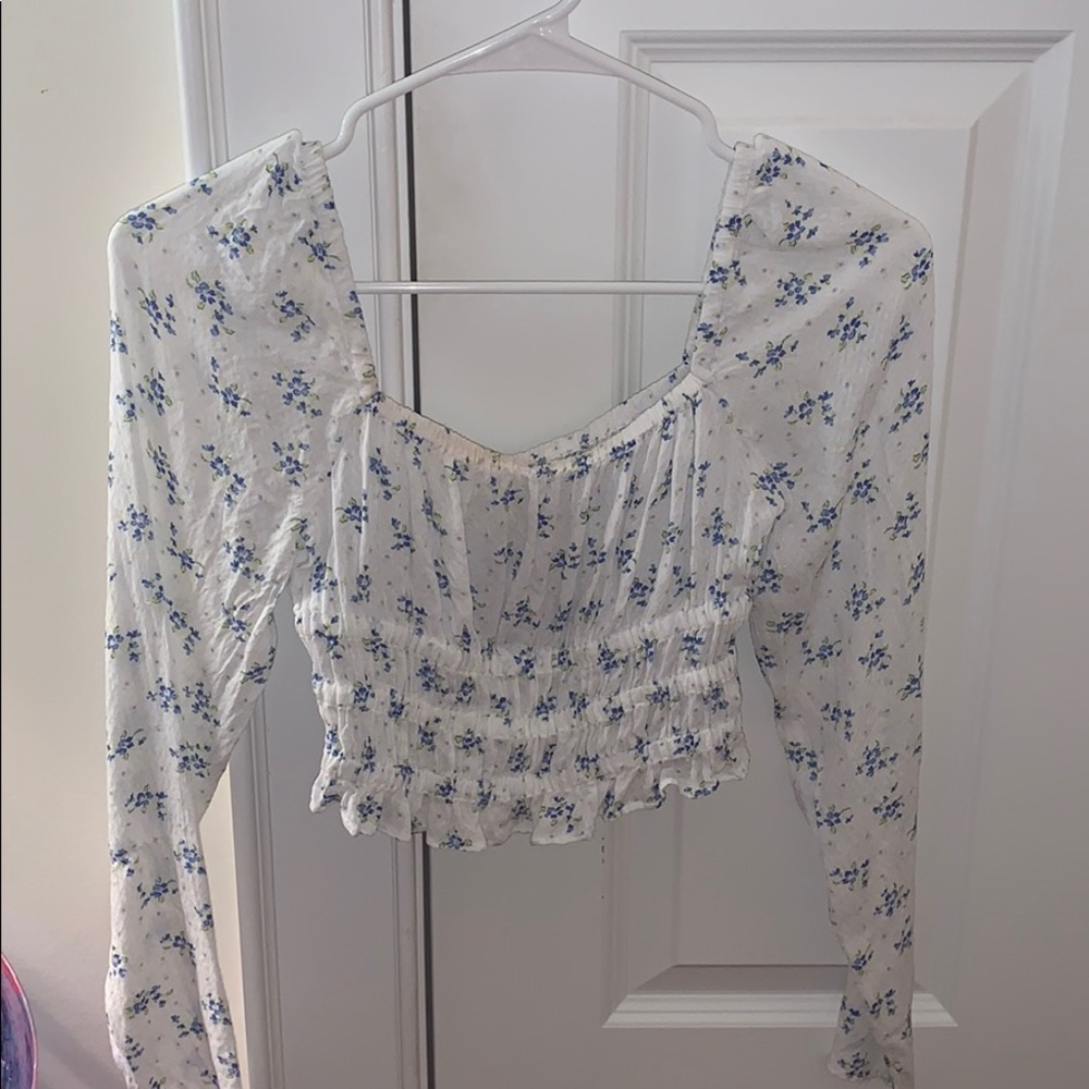 Cropped Urban Outfitters Long Sleeve